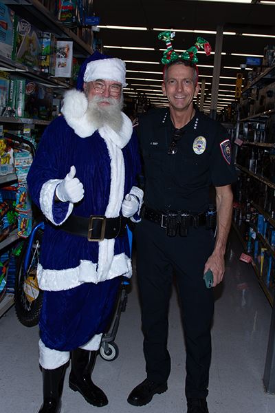 Tomball PD Holiday Heros 2023 - Chief Bert
