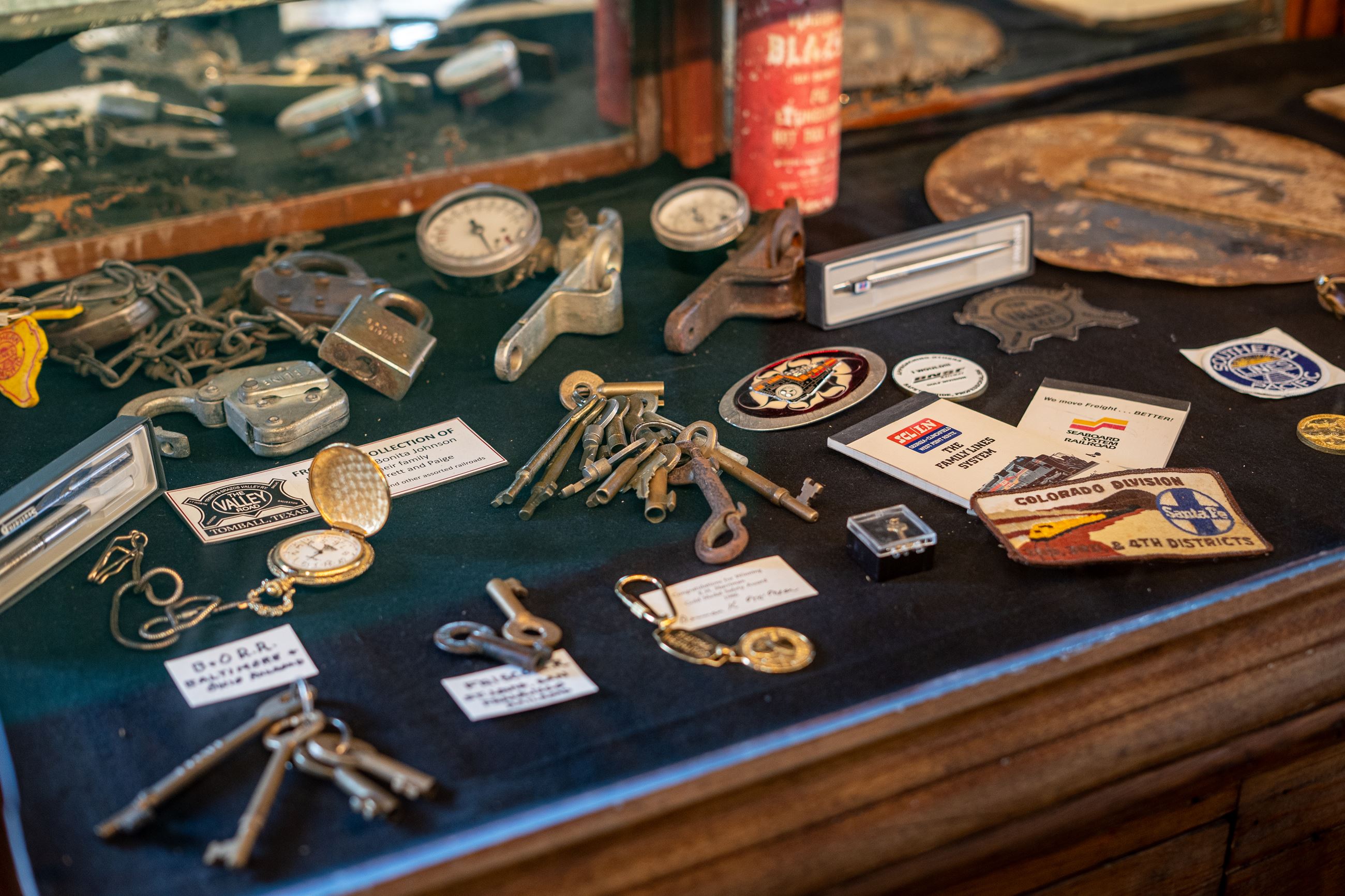 Image of antiques at Tomball's Depot Museum