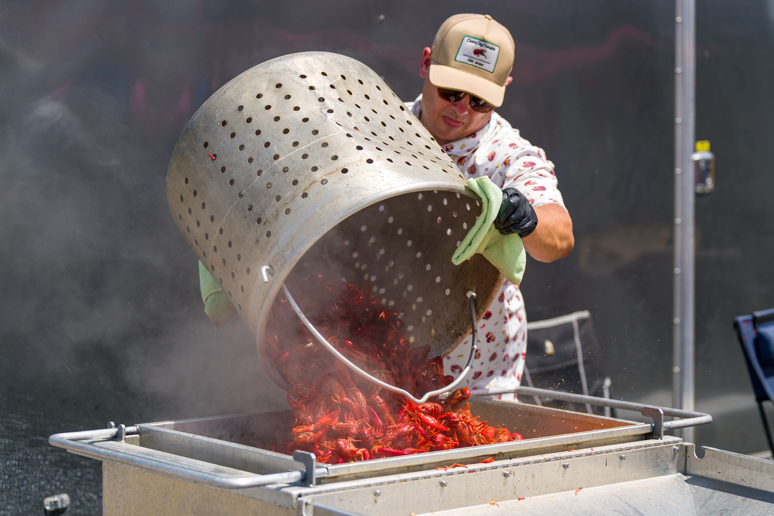 Image of Crawfish Vendor at Rails and Tails 2025
